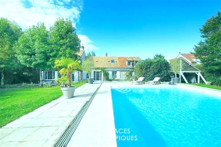 escort Villeneuve-les-Bordes