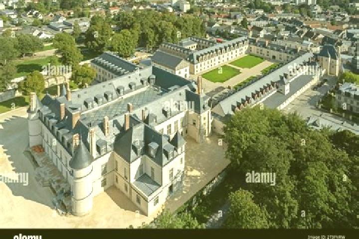 escort Villers-Saint-Ghislain
