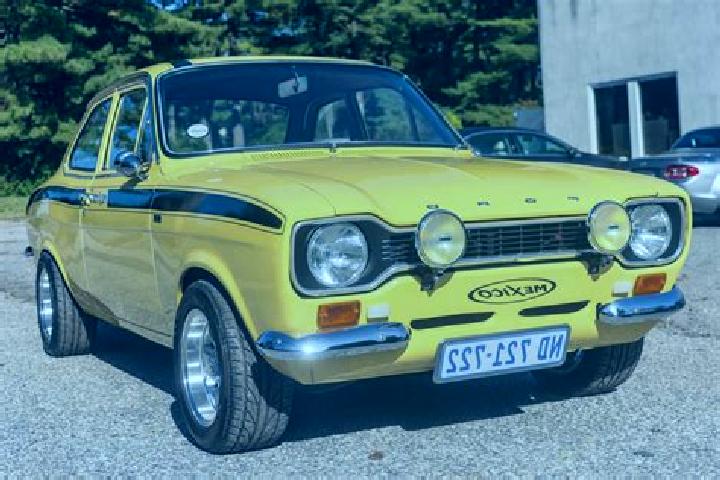 escort Waarloos