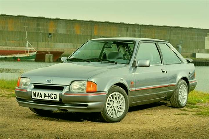 escort Waddesdon