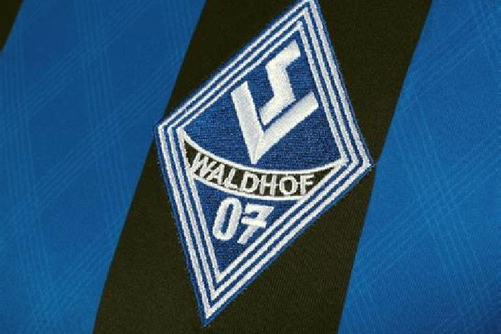 escort Waldhof-Falkenstein