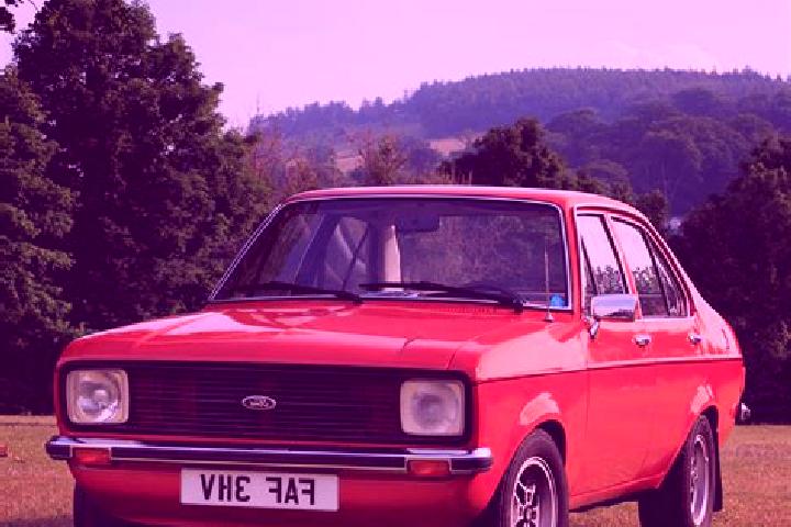 escort Warborough