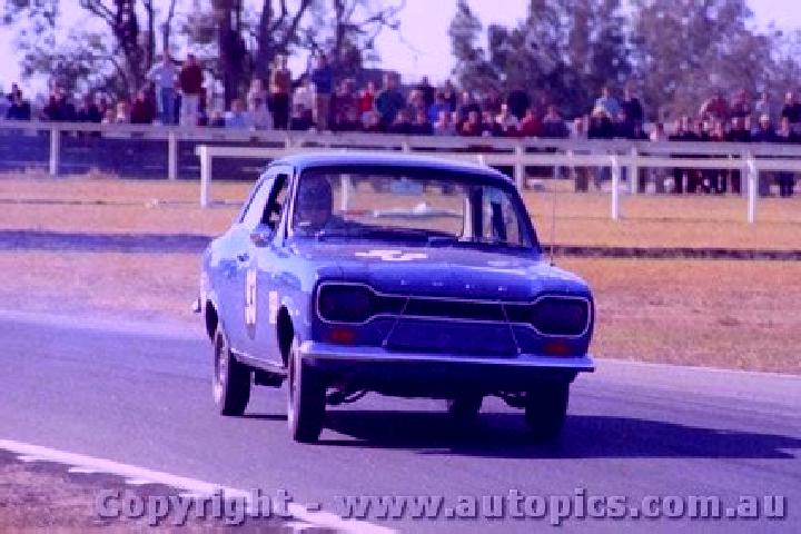 escort Warwick Farm