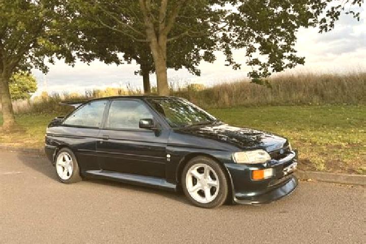 escort Welham Green