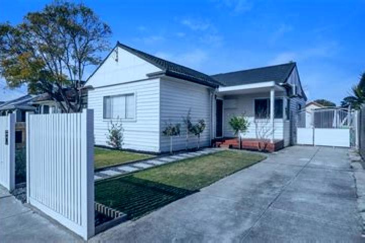 escort West Footscray