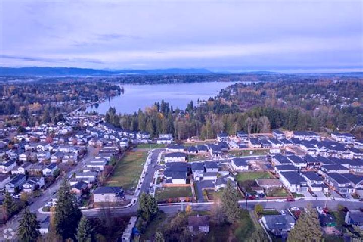 escort West Lake Stevens
