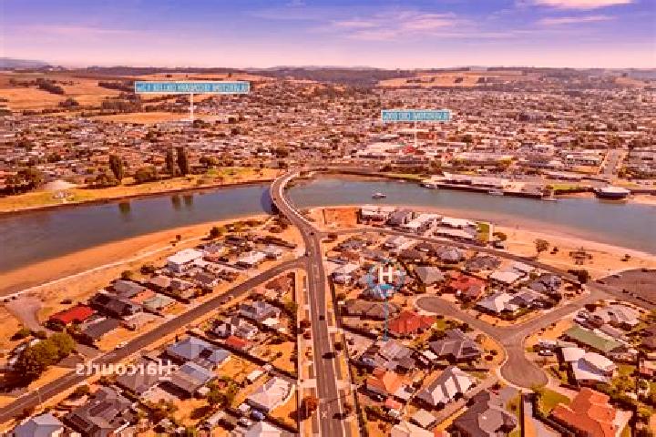 escort West Ulverstone