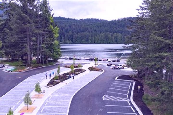 escort Westwood Lake