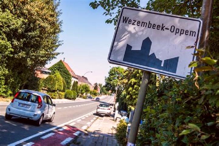 escort Wezembeek-Oppem