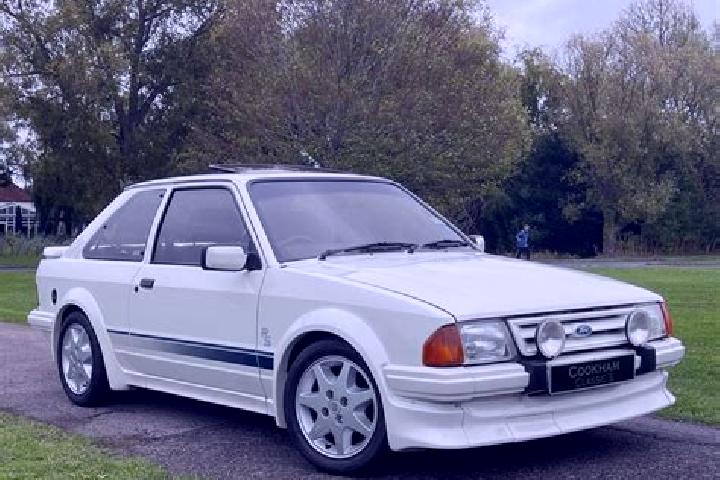 escort White Hill