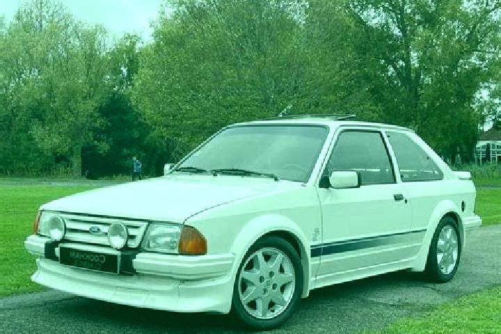escort White Waltham
