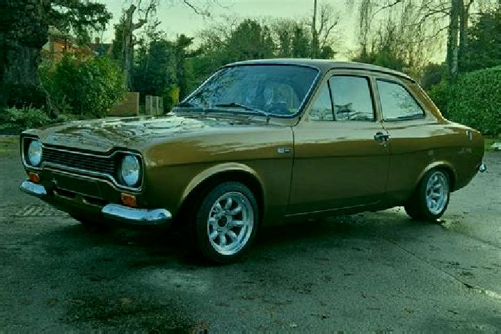 escort Woessingen