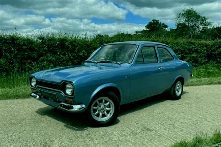 escort Woolton