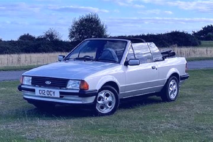 escort Worcester Park