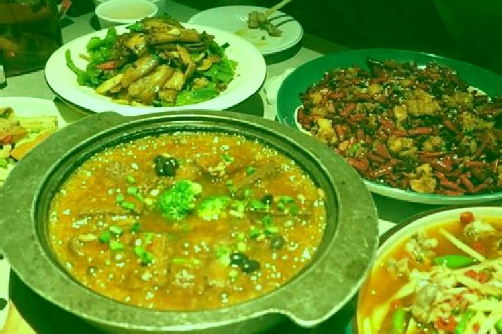 escort Xiaohe