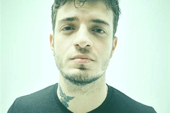 escort Yahya Khel