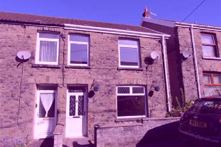 Escorts Aberdare, United Kingdom — Local Companions