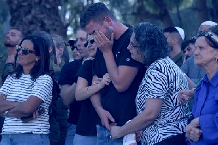 Escorts Abu Sinan, Israel — Local Companions