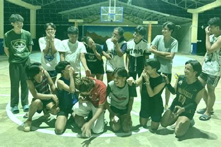 Escorts Accusilian, Philippines — Local Companions
