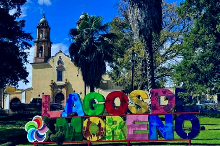 Escorts Achotal de Moreno, Mexico — Local Companions