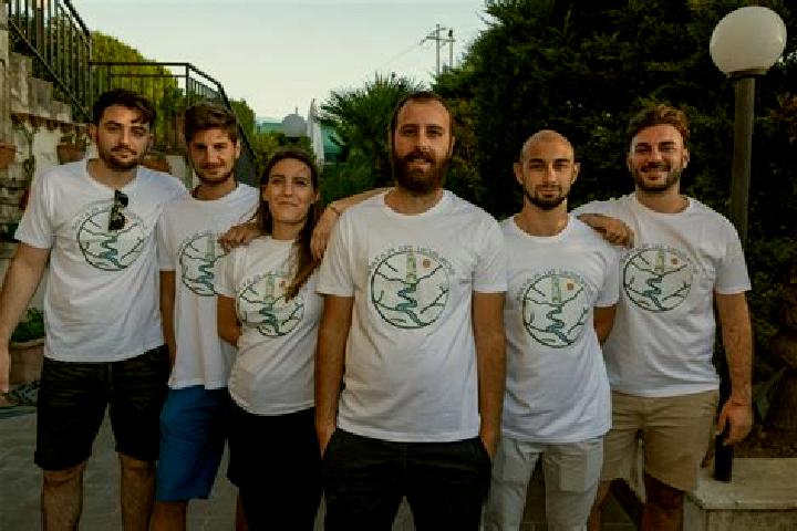 Escorts Acquaviva Platani, Italy — Local Companions