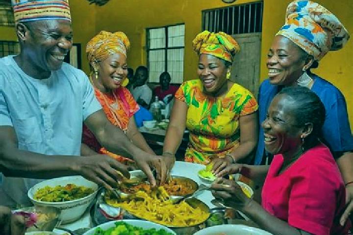Escorts Adjohon, Benin — Local Companions
