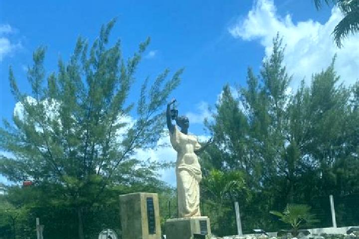 Escorts Agrement, Saint Martin — Local Companions