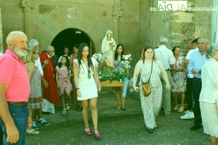 Escorts Ahigal de los Aceiteros, Spain — Local Companions