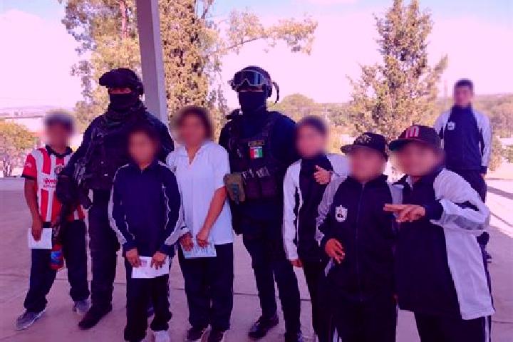 Escorts Ahijaderos, Mexico — Local Companions