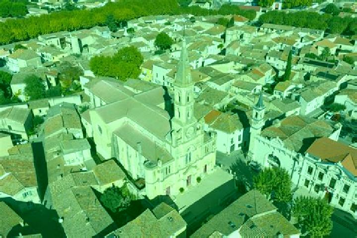 Escorts Aimargues, France — Local Companions