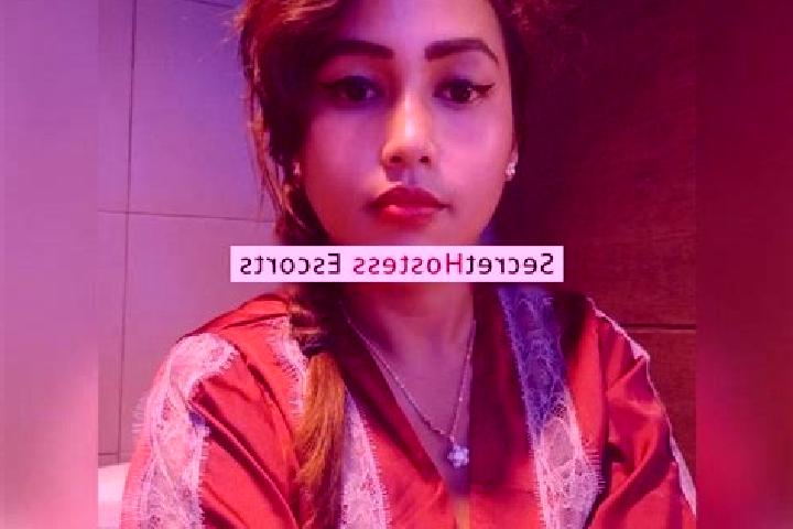 Escorts Akarakar, Indonesia — Local Companions
