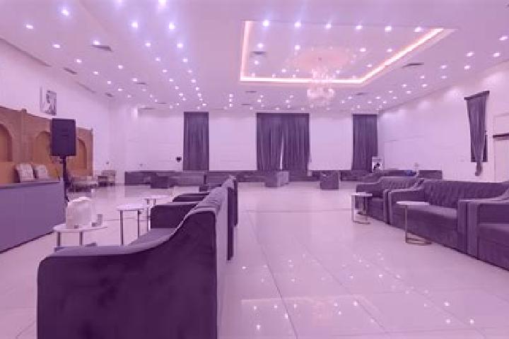 Escorts Al Funaytis, Kuwait — Local Companions
