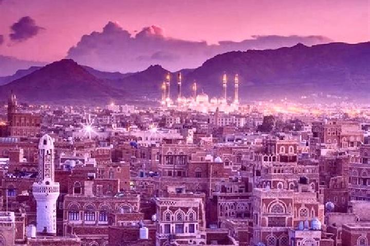 Escorts Al Hayfah, Yemen — Local Companions