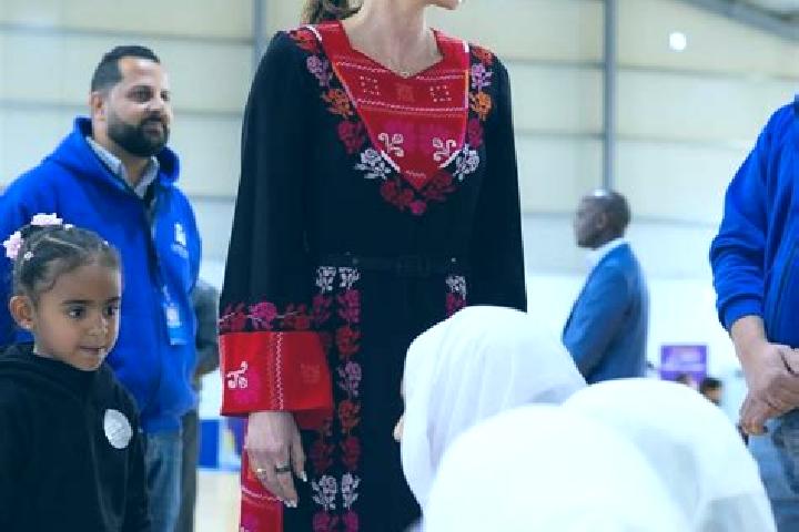 Escorts Al Quwayrah, Jordan — Local Companions