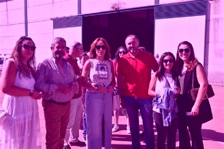 Escorts Aldehuela de Liestos, Spain — Local Companions