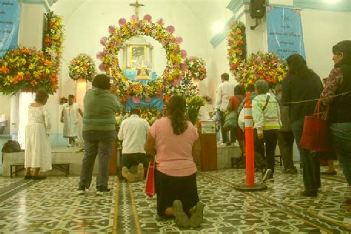 Escorts Alfredo V. Bonfil (Chacampalco), Mexico — Local Companions