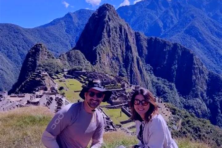 Escorts Alis, Peru — Local Companions