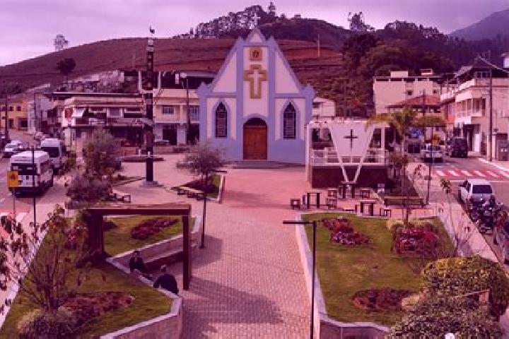 Escorts Alto Caparao, Brazil — Local Companions