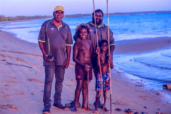 Escorts Alyangula, Australia — Local Companions