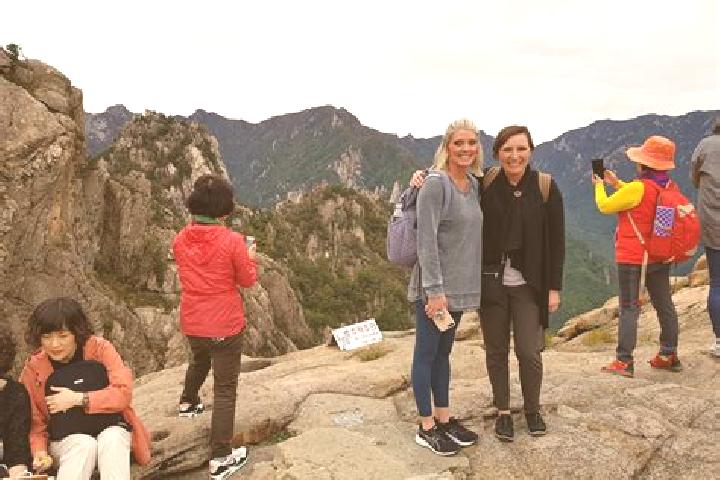 Escorts Andong, China — Local Companions