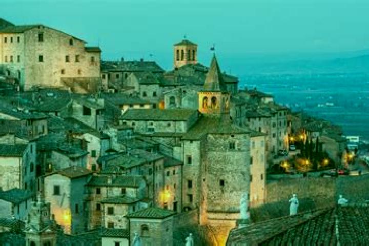 Escorts Anghiari, Italy — Local Companions
