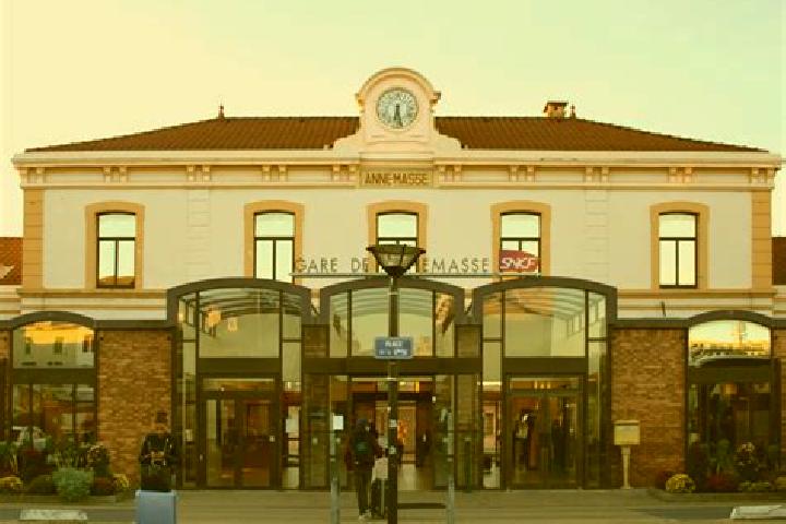 Escorts Annemasse, France — Local Companions