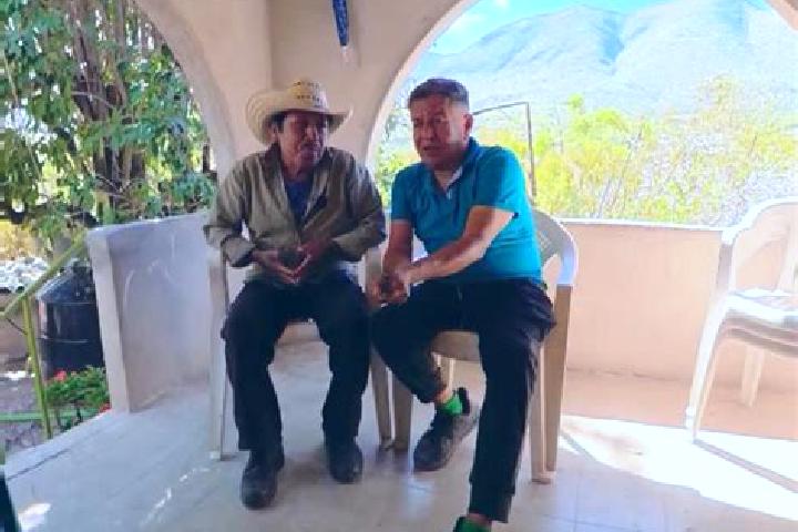 Escorts Apanguito, Mexico — Local Companions