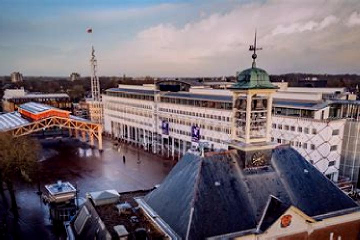 Escorts Apeldoorn, Netherlands — Local Companions
