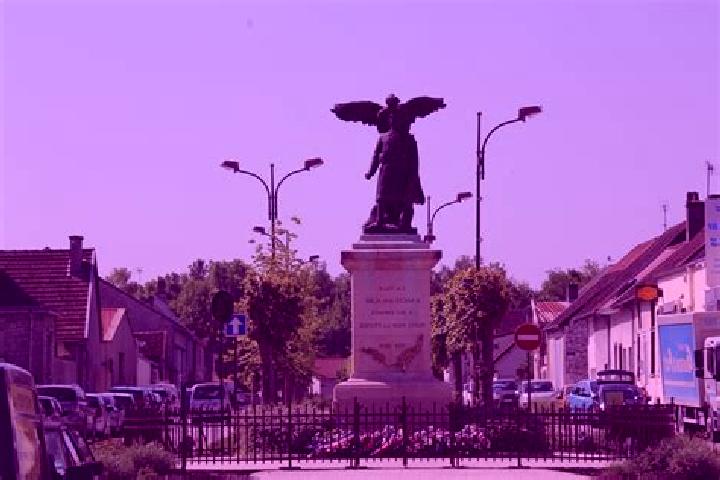 Escorts Arcis-sur-Aube, France — Local Companions