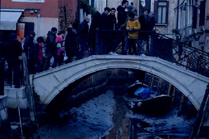Escorts Ardenno, Italy — Local Companions