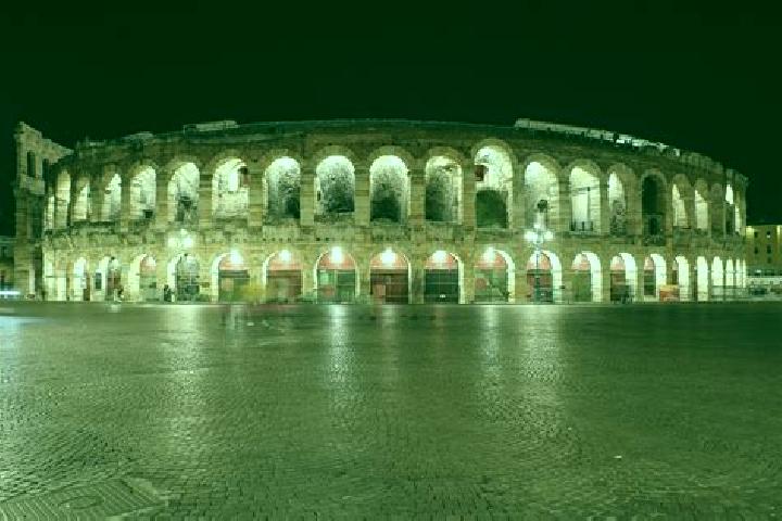 Escorts Arena, Italy — Local Companions