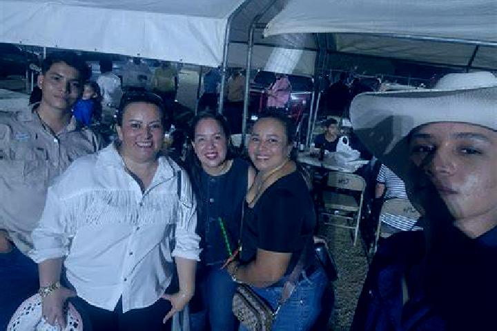 Escorts Arimis, Honduras — Local Companions