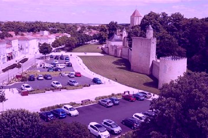 Escorts Arvert, France — Local Companions