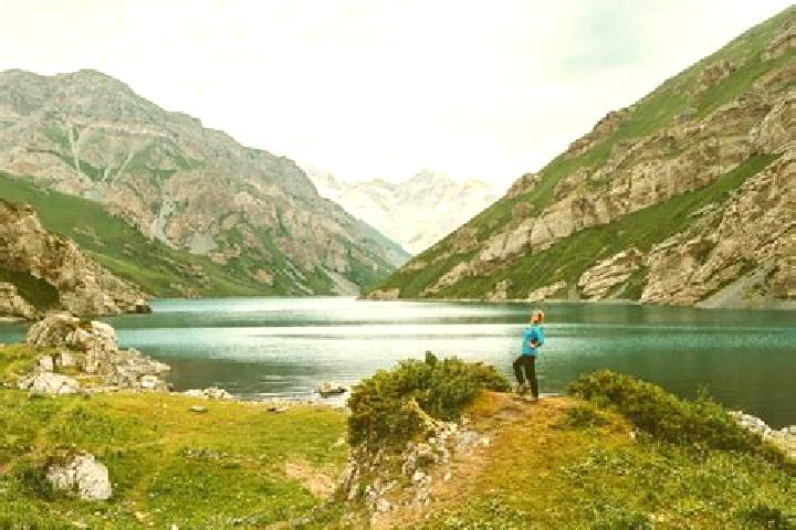 Escorts At-Bashi, Kyrgyzstan — Local Companions